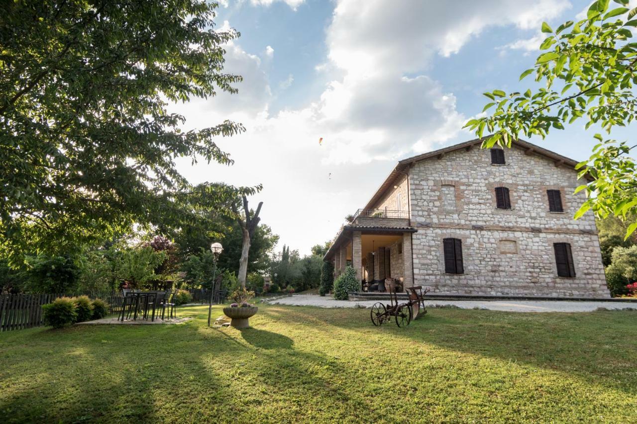 Agriturismo Il Giardino Dei Ciliegi Passaggio Di Assisi エクステリア 写真